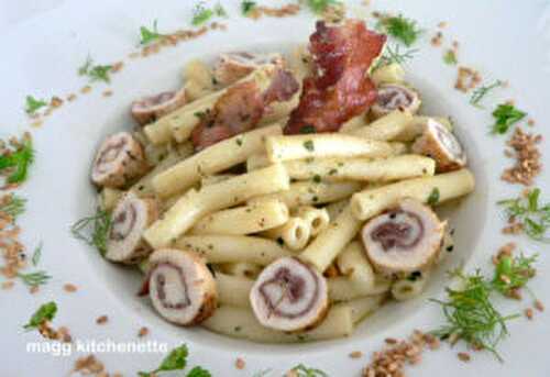 Macaronis aux saltimbocci de poulet.