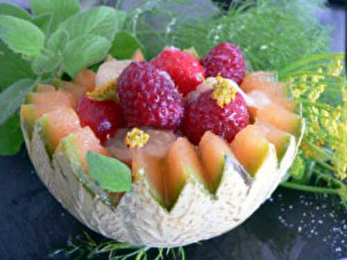 Salade de fruits d’été au sirop de menthe fraiche | magg kitchenette