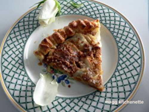 Tarte pommes , poires à la chapelure de spéculos.