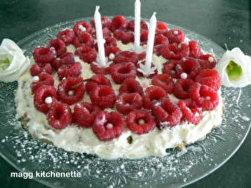 Tarte sans cuisson aux framboises .