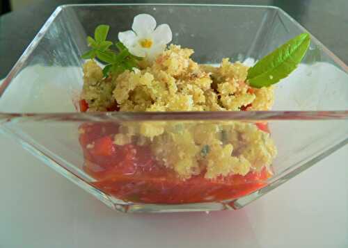 Crumble de fromage et sa compotée de fraises