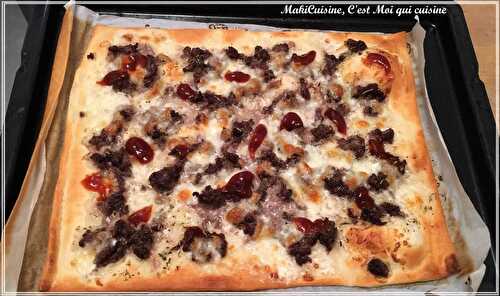 Pizza au boeuf et herbes de provence