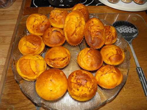 Muffins potimarron, oignons et lardons