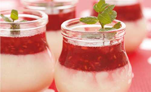 Petits pots de mascarpone, coulis de framboises menthe