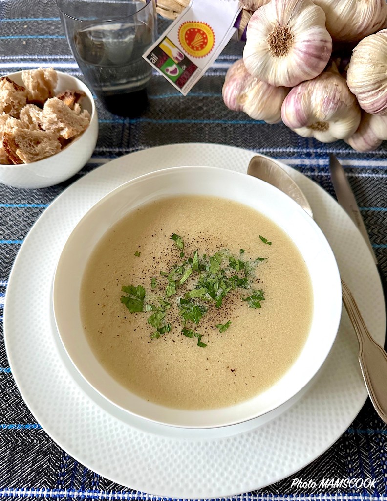 Tourin, une soupe à l’ail violet de Cadours AOP