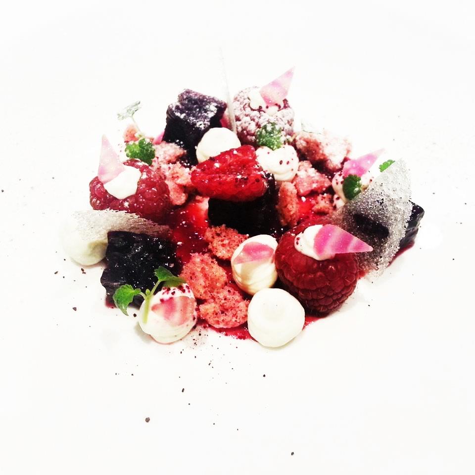 Betterave, Fruits rouges et Poivre de Timut par Julien Noray