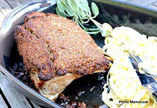Carré d'agneau en croute de sauge