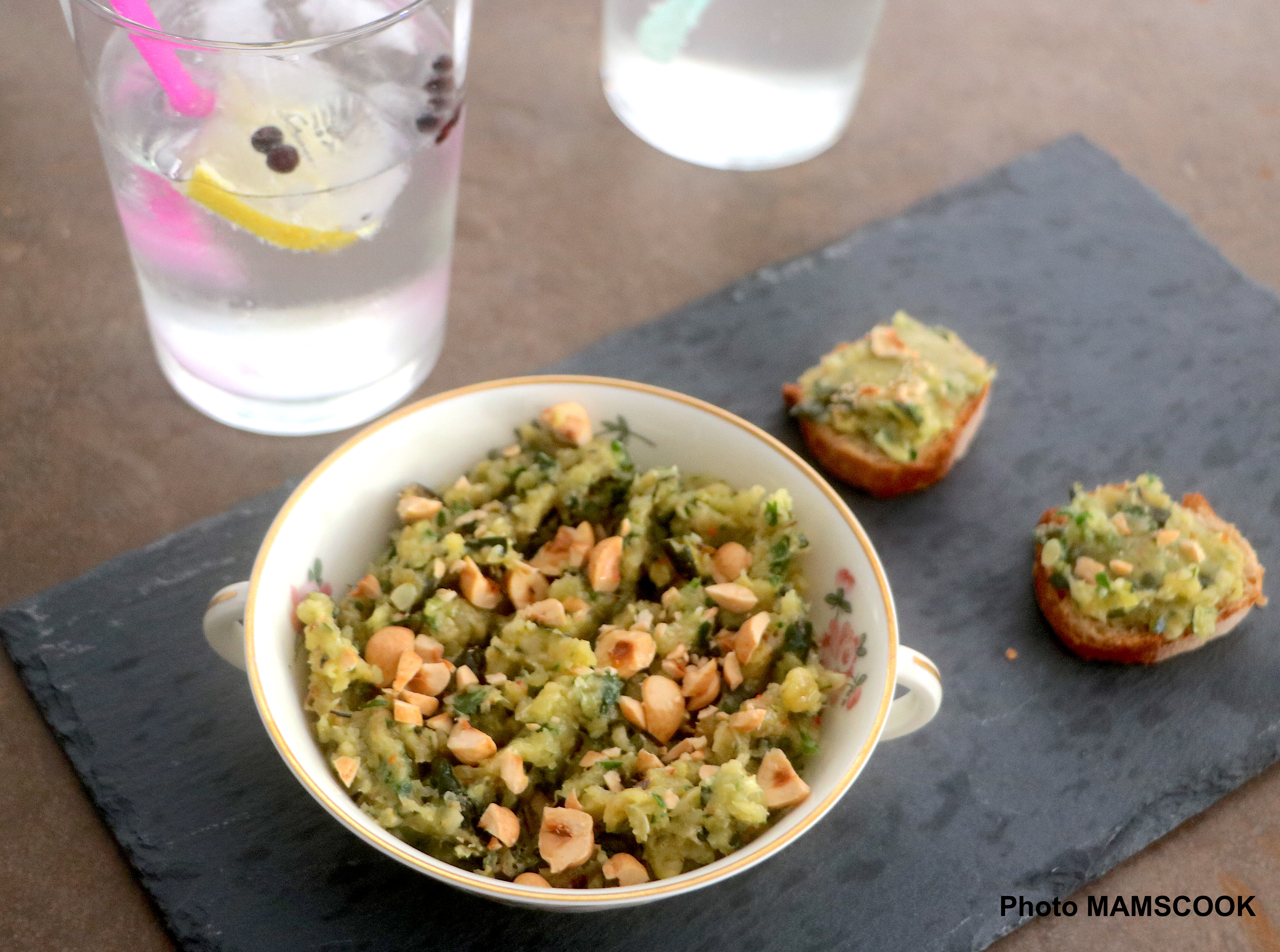 Caviar de courgettes rôties aux noisettes du Piemont