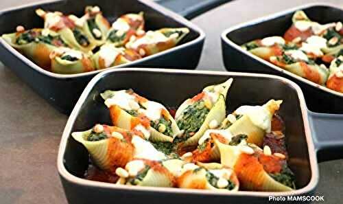 Conchiglionis épinards ricotta et pignons grillés