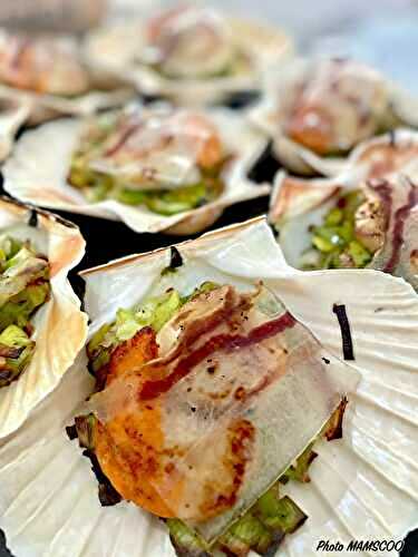 Coquilles Saint Jacques aux poireaux et au lard de Noir de Bigorre