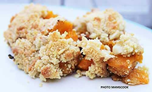 Crumble de butternut à la sauge et aux amandes