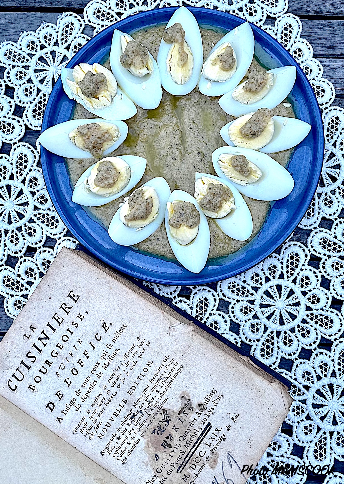 Des oeufs à l'ail, une recette de 1769