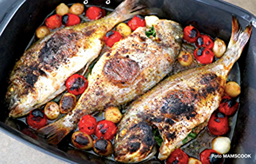 Dorades au Raz el Hanout et aux oignons grelots