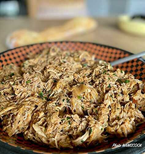 Effiloché d'échine de porc aux épices à la façon d'Ottolenghi