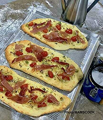 Focaccias au pesto d'oignons nouveaux