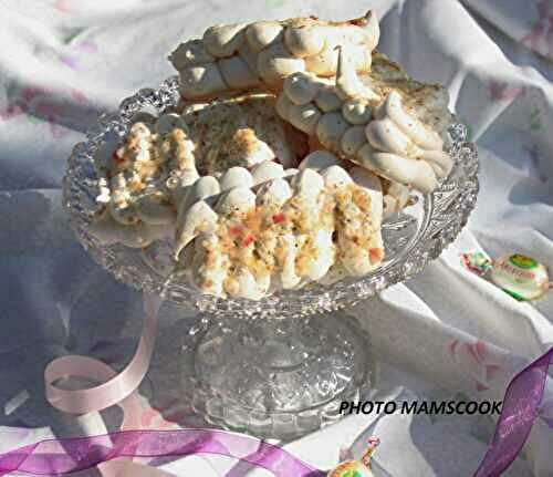 Meringues aux bonbons Arlequin de Christophe Felder