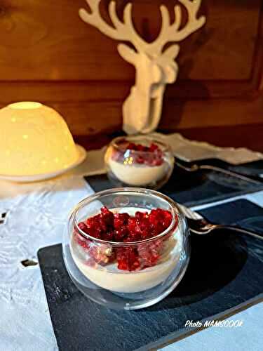 Panna cotta au foie gras et son écrasée de framboises au piment d'Espelette