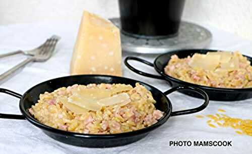 Pastasotto de langues d'oiseau au jambon et au parmesan