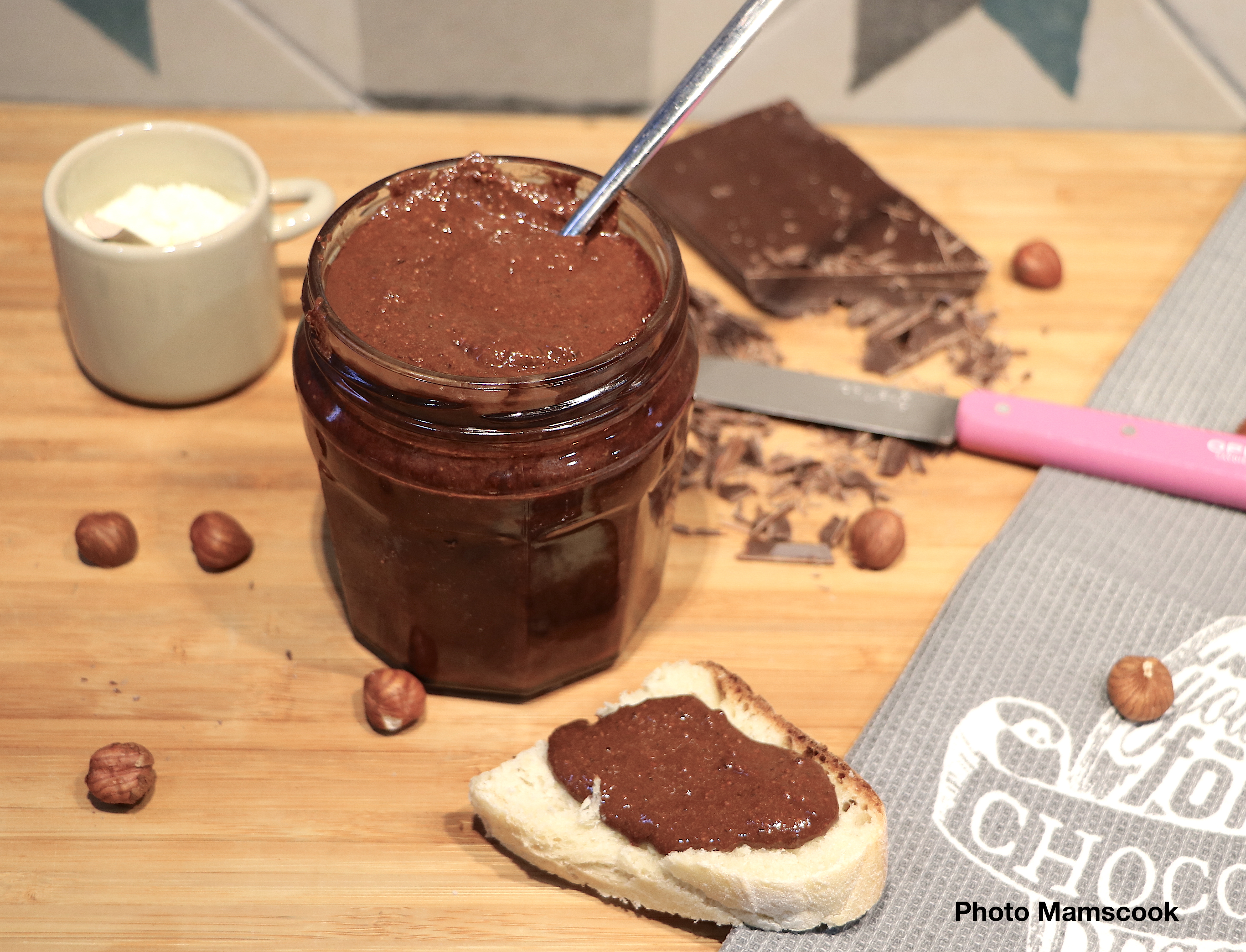 Pâte à tartiner maison aux noisettes torréfiées