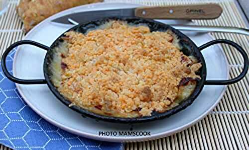 Poulet aux herbes en crumble de mimolette