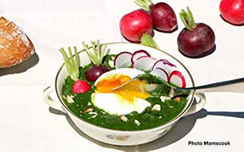 Purée de fanes de radis et oeuf mollet, comme un jardin printanier!
