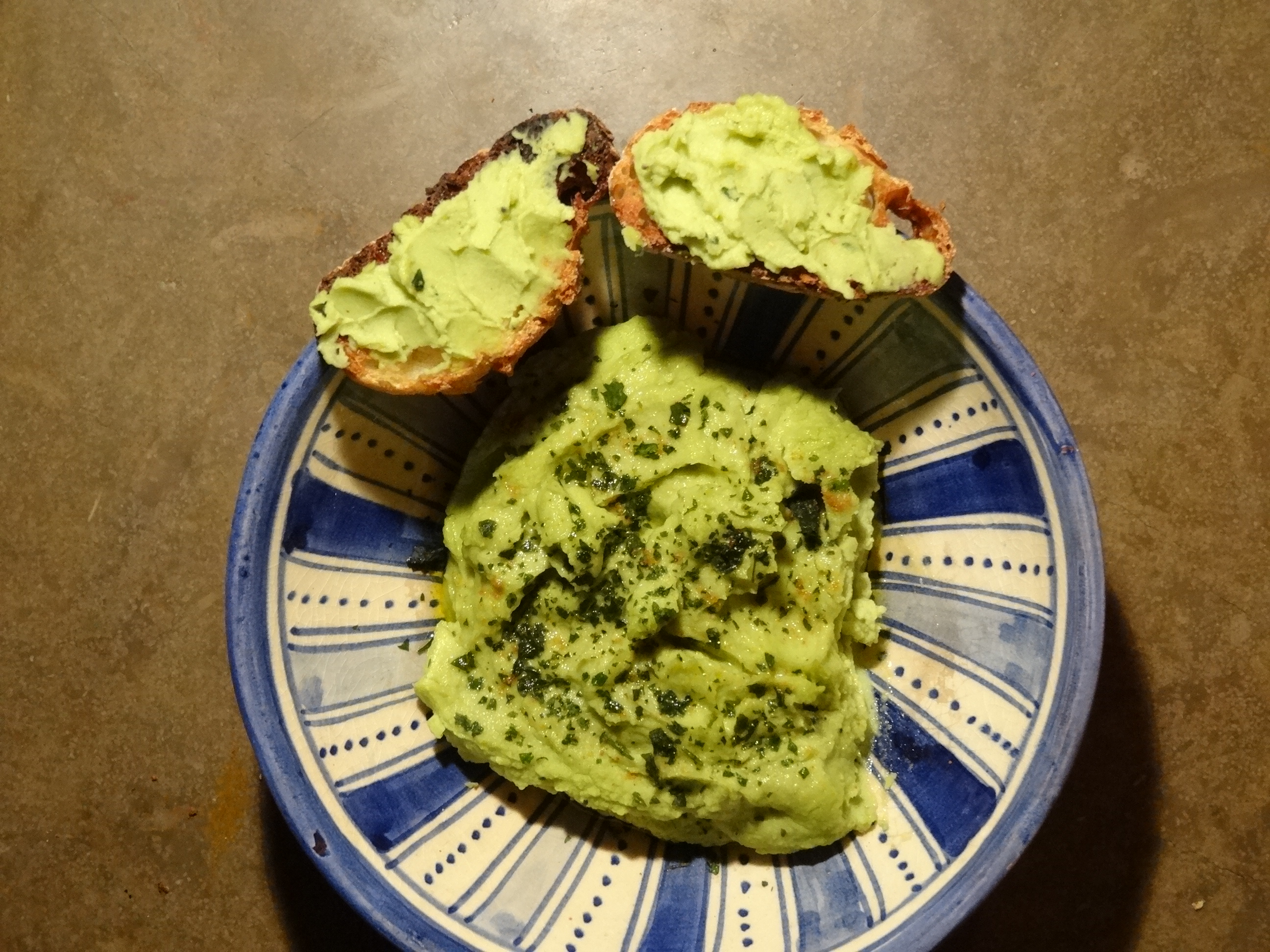 Purée de fèves au cumin