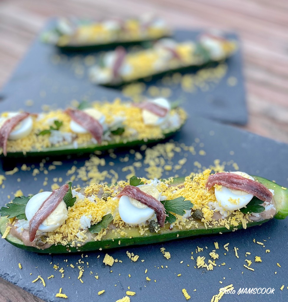 Quand la courgette se fait tartine… Bruschetta de courgettes aux œufs et aux anchois