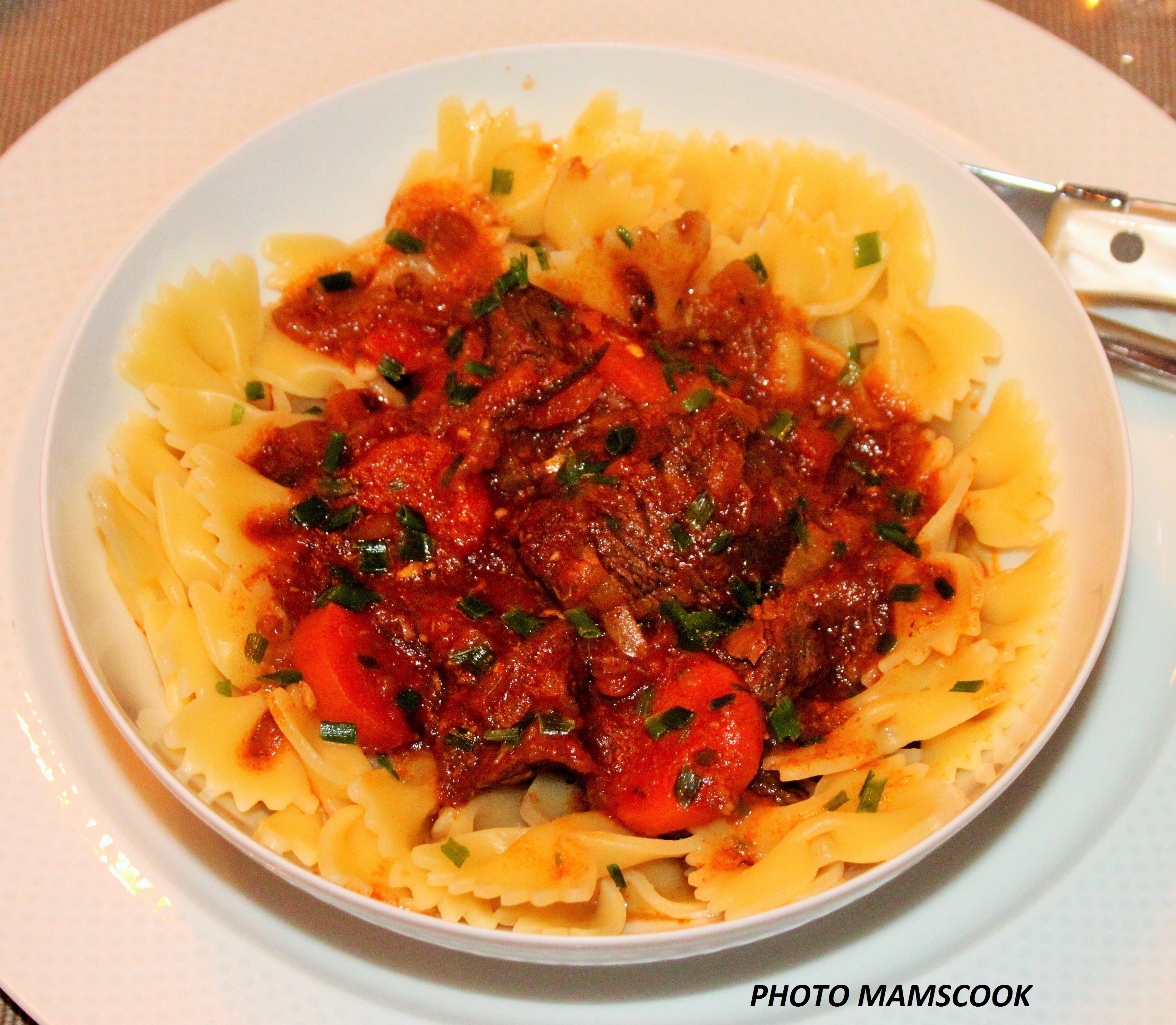 Ragout de bœuf au paprika, aussi appelé Goulasch!