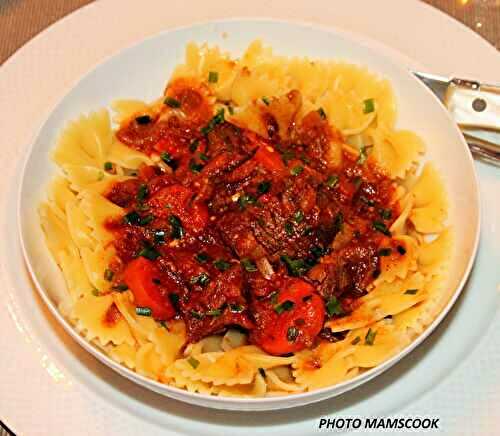 Ragout de bœuf au paprika, aussi appelé Goulasch!