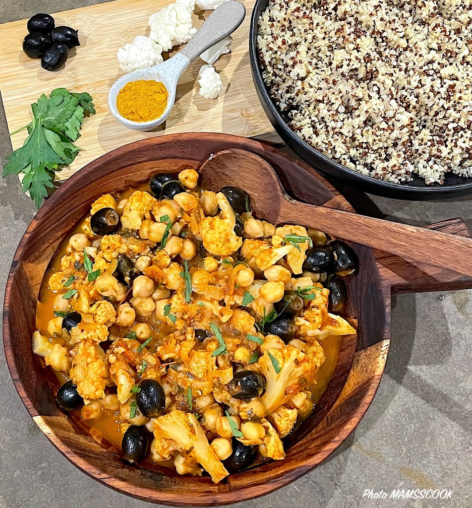 Ragout de chou fleur aux pois chiches et à la tomate