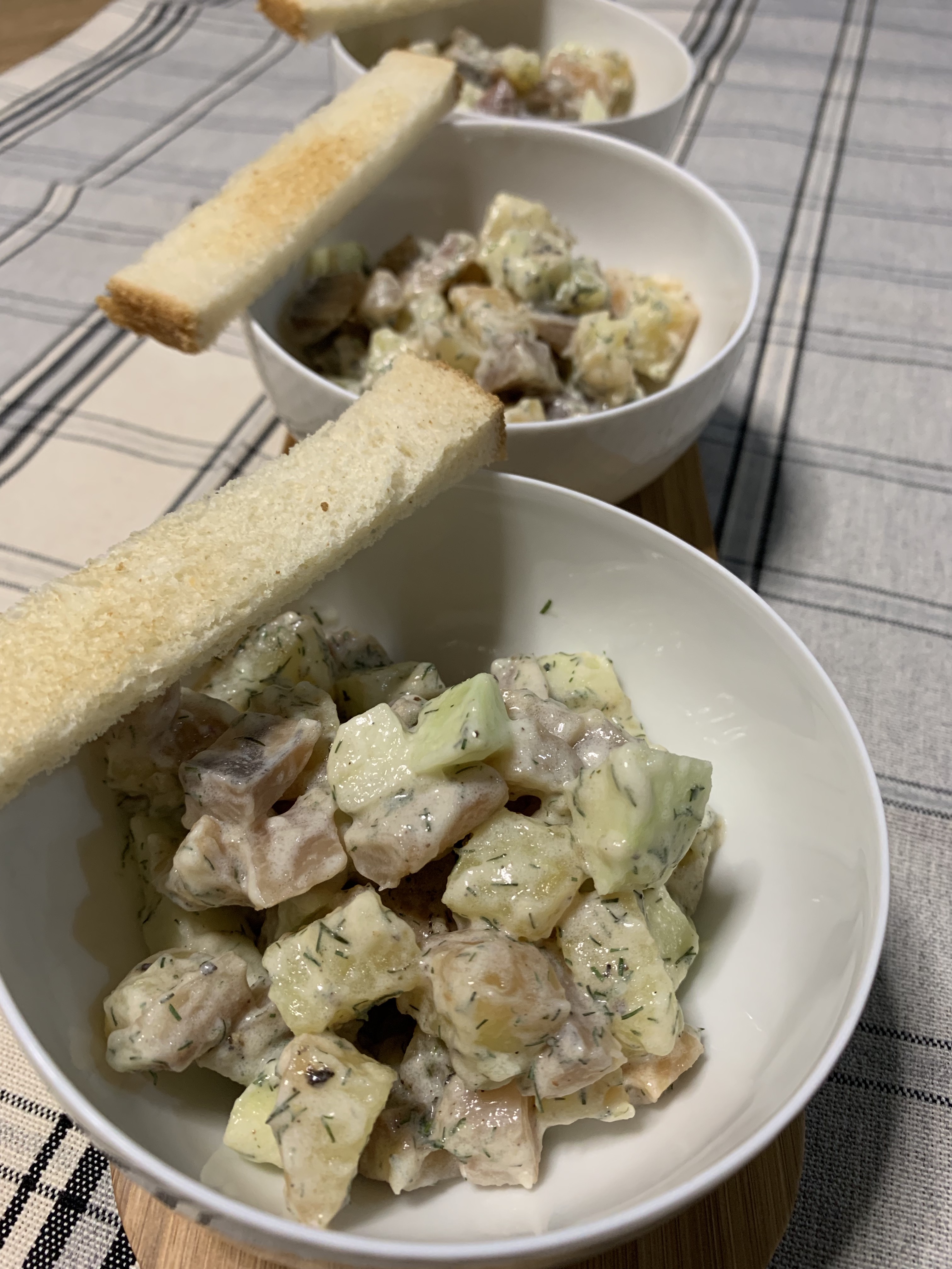 Salade de hareng aux deux pommes