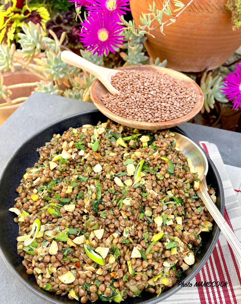 Salade de lentilles roses au citron confit et aux épices