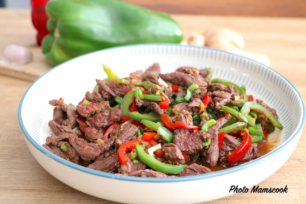 Wok de bavette de Taureau de Camargue AOP aux poivrons et au gingembre