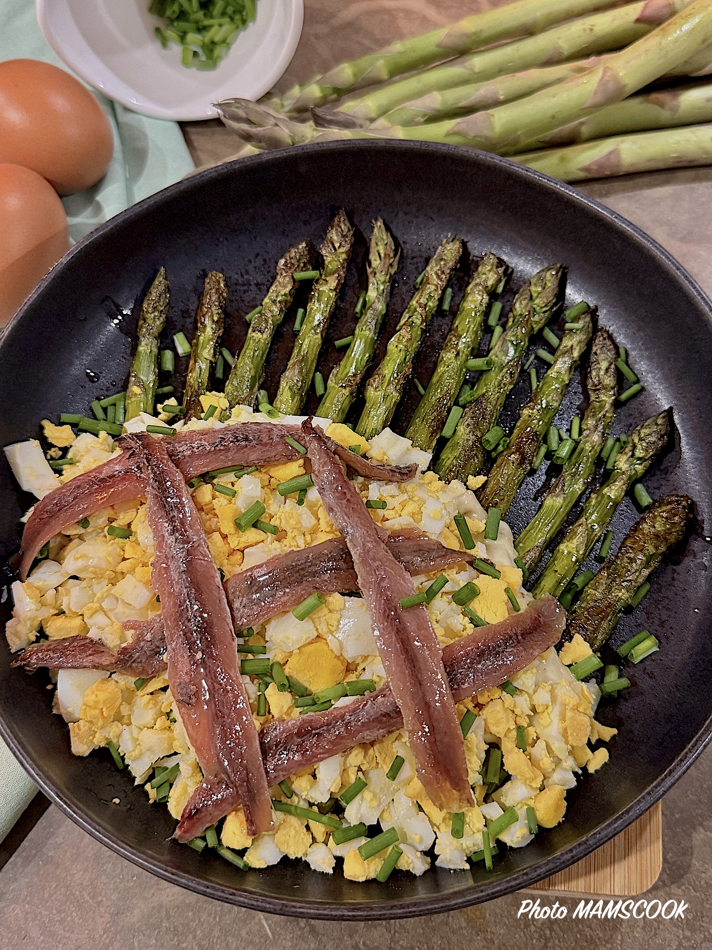 Asperges mimosa aux anchois