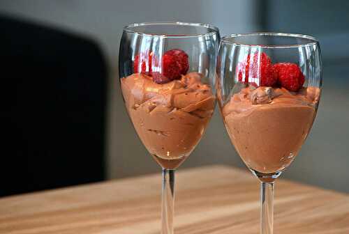 Mousse au chocolat paléo: Recette de dessert végan