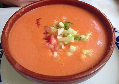 Recette de gaspacho andalou traditionnel