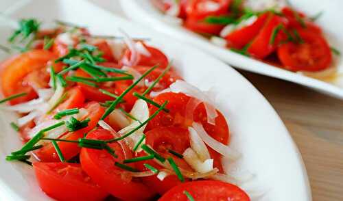 Salade de tomates simple, recette facile