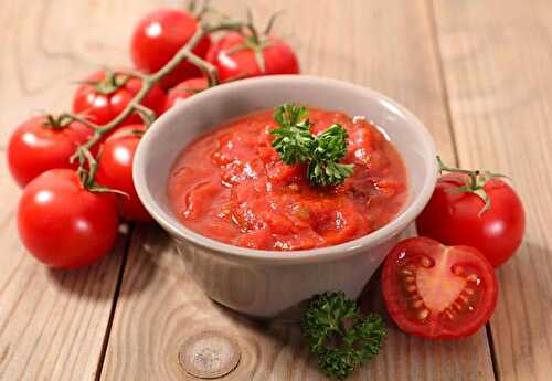 Sauce pizza maison : recette de sauce de tomates