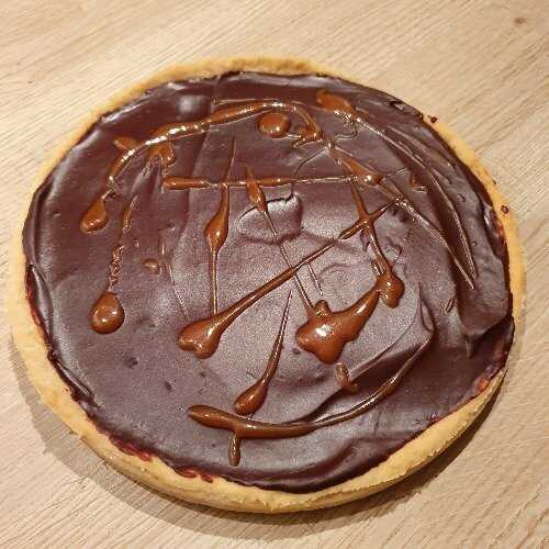 Tarte aux caramel beurre salé et chocolat fondant (565 Kcal)