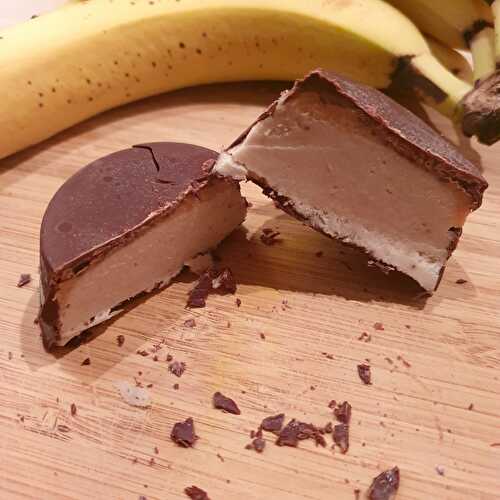 Barre glacée healthy au chocolat et beurre de cacahuètes (215 Kcal)