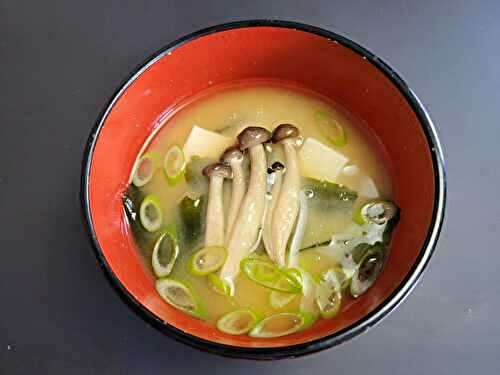 Authentique soupe miso (味噌汁)