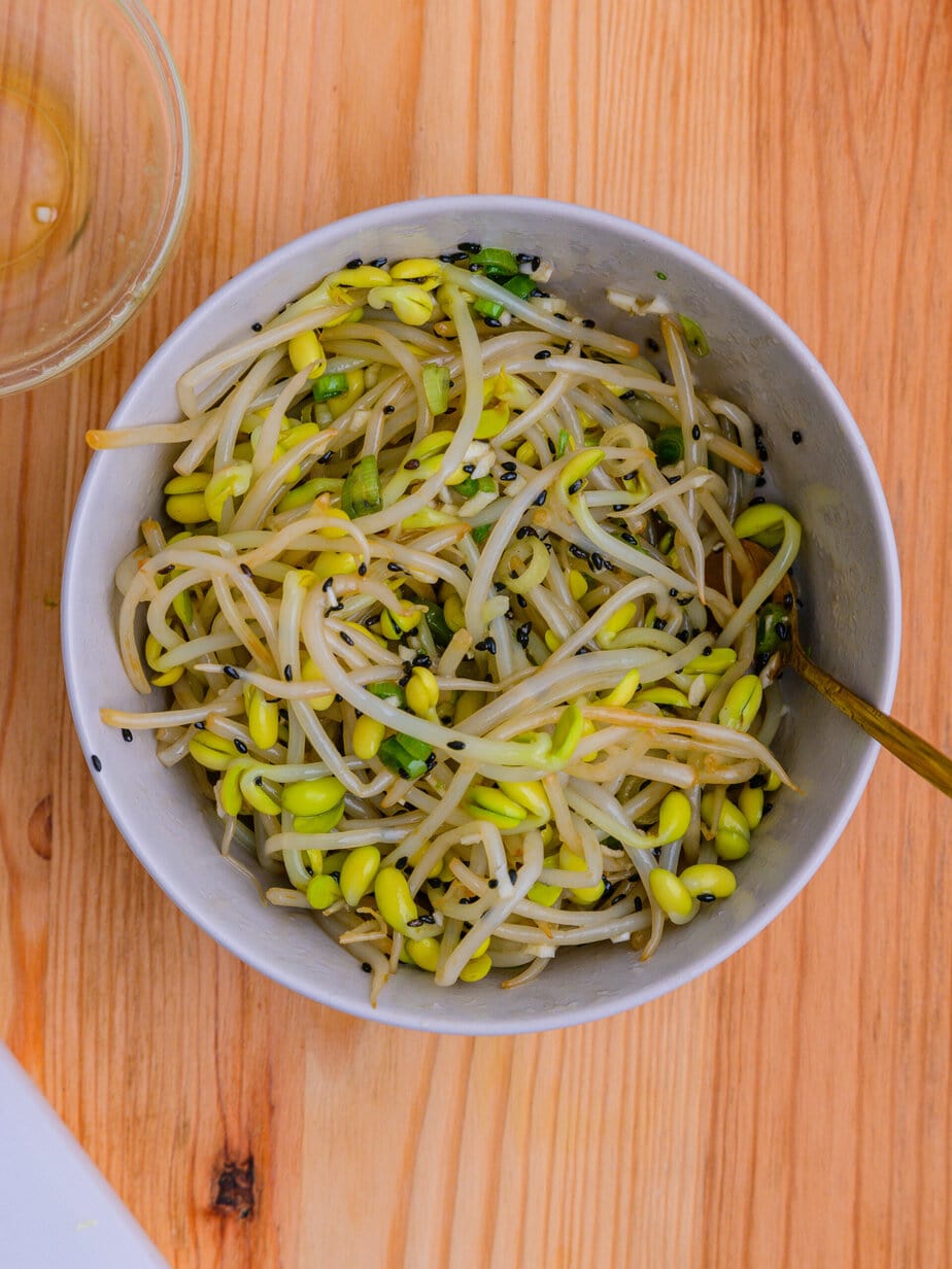 Salade de Germes de Haricots Mungo Coréenne - Kongnamul Muchim