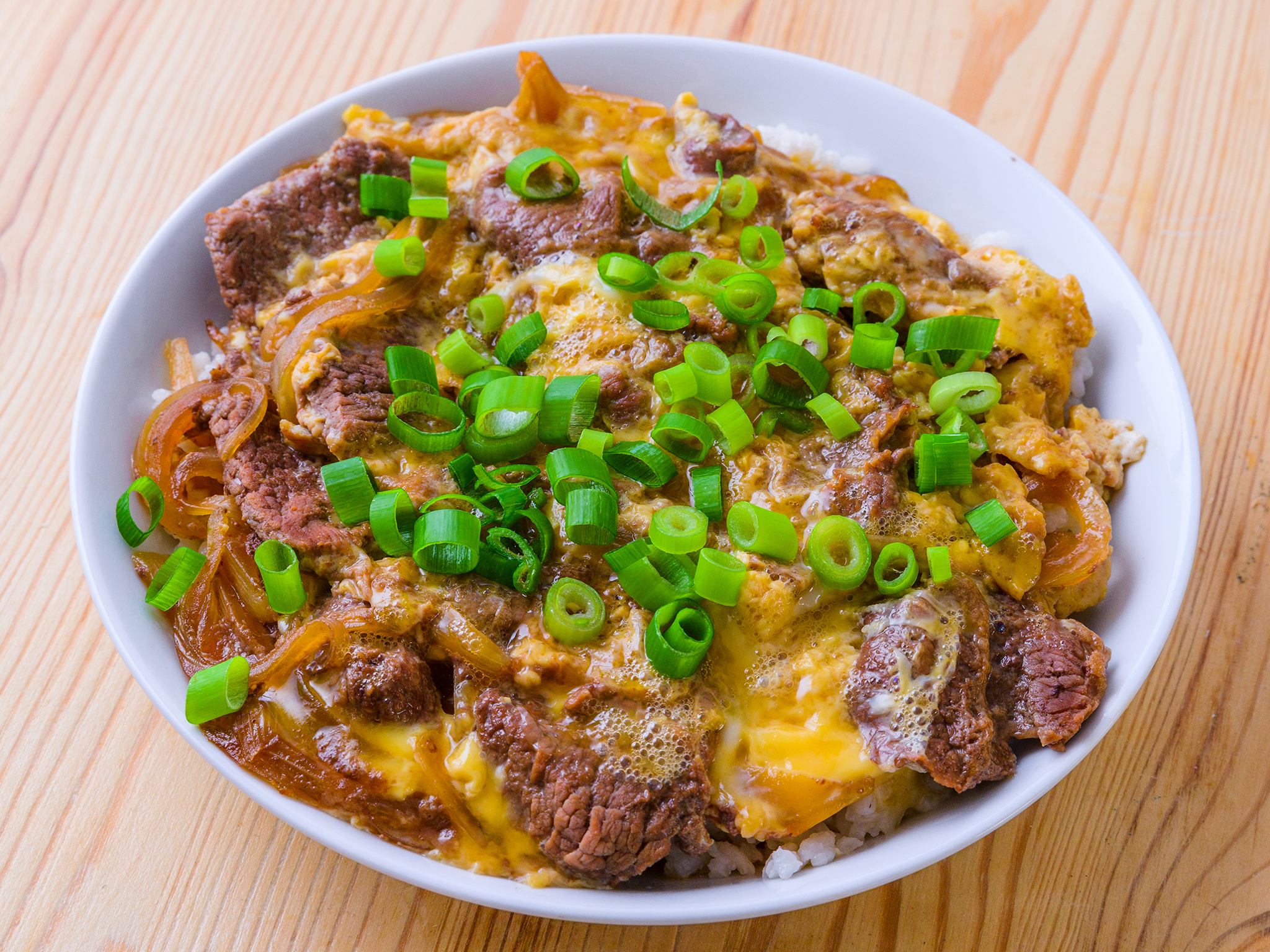 Authentique Tanindon - Donburi de boeuf et oeuf