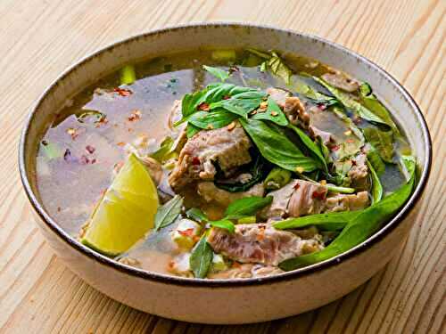 Authentique Tom Saap - Soupe aigre-piquante de L'Isan