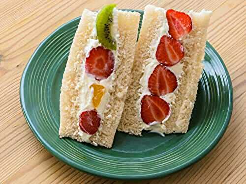 Authentique Fruit Sando