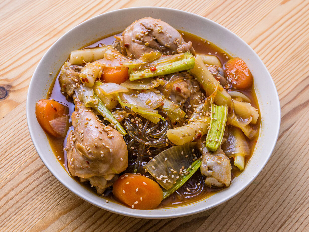Authentique Dakdoritang - Poulet braisé coréen
