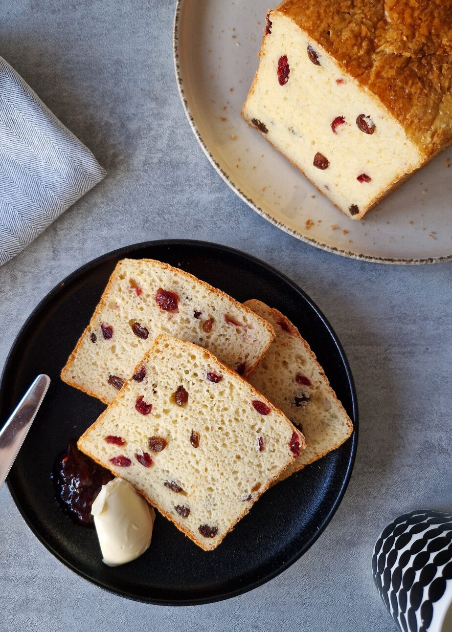 Pain levé sans gluten et sans lactose aux cranberries séchées