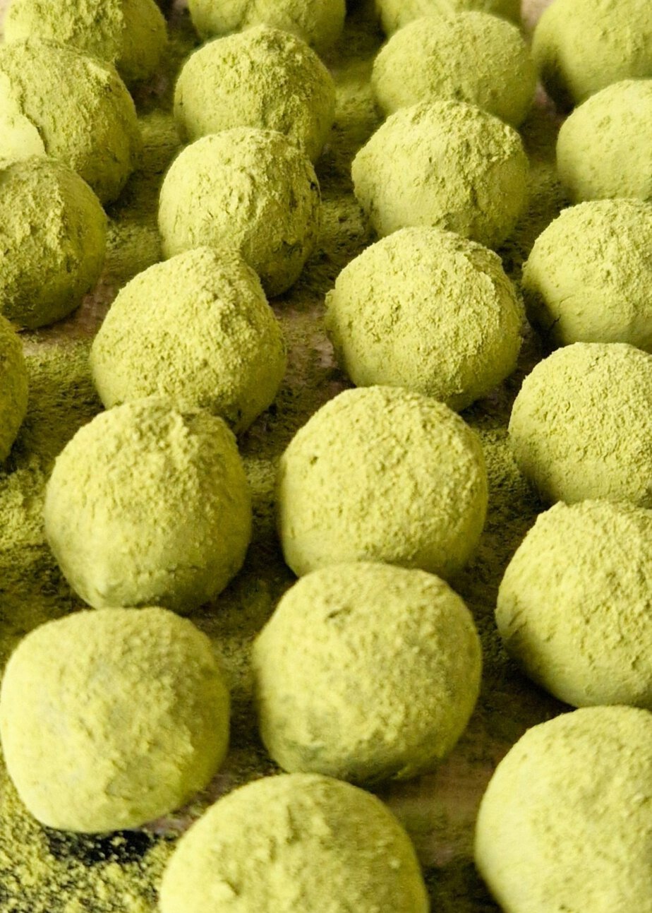 Truffes au matcha sans sucre ajouté (sans gluten)