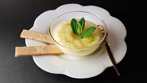 Ananas en gelée de pamplemousse jaune