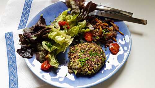 Petits pâtés quinoa-courgette